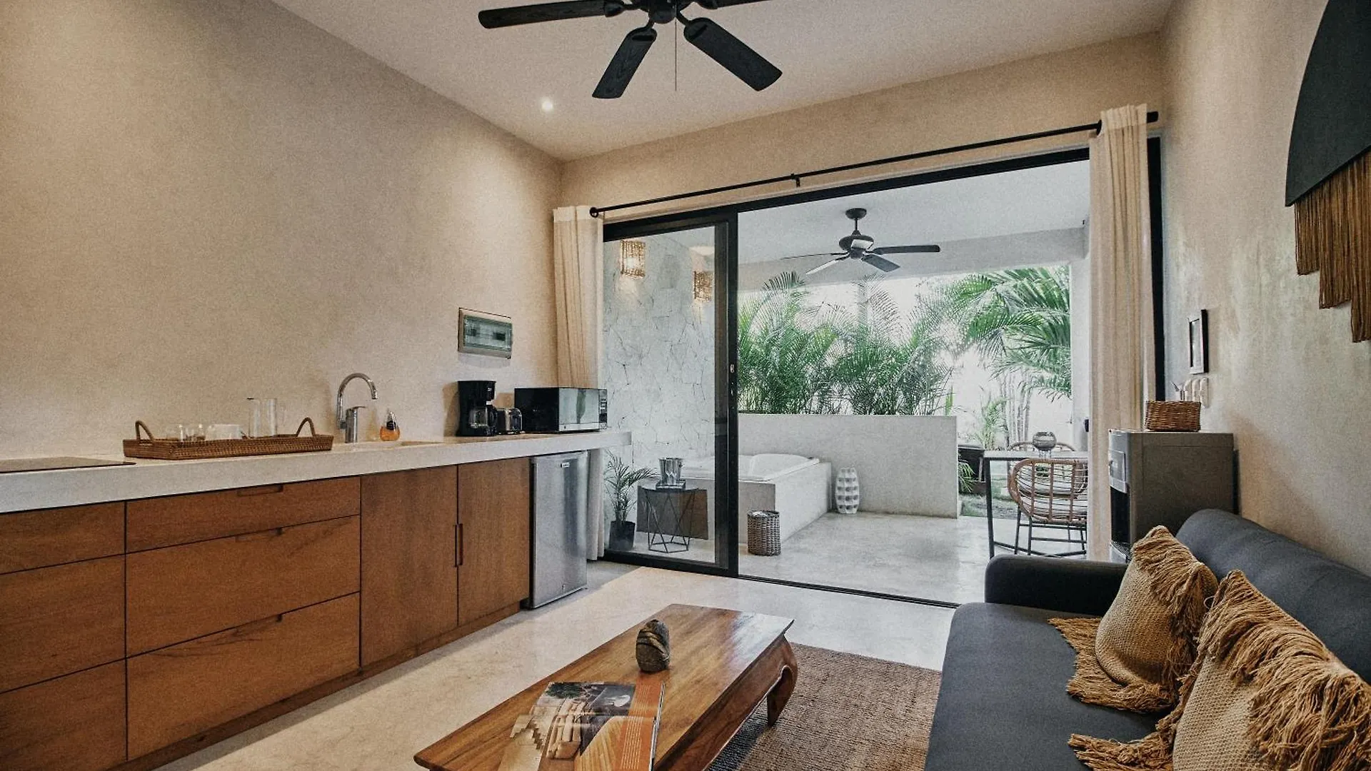 טולום Yax'Na House Luxury 240M2 - 12 Persons - 6 Rooms - 2 Swimming Pool - 3 Jacuzzis