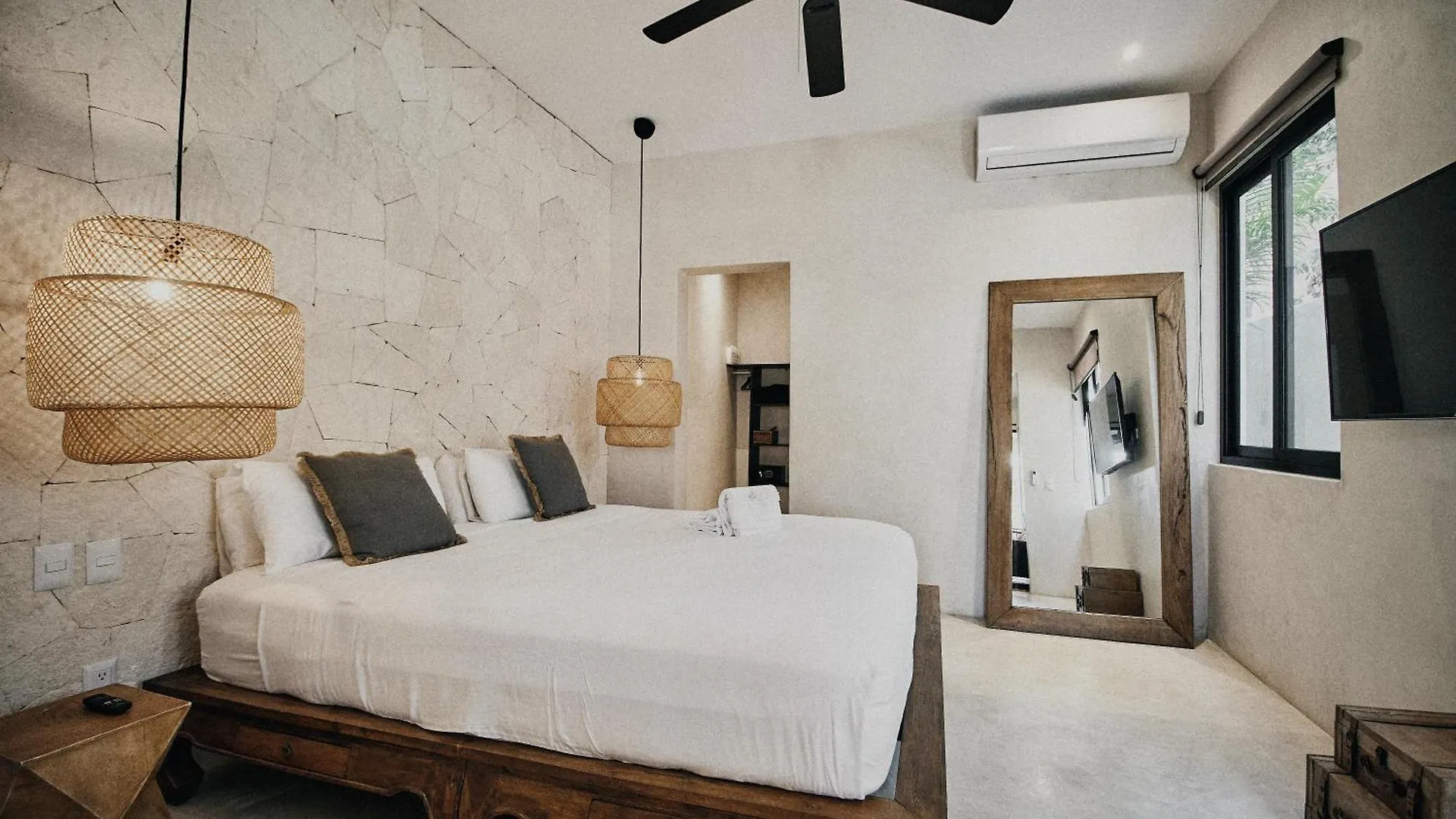 וילה טולום Yax'Na House Luxury 240M2 - 12 Persons - 6 Rooms - 2 Swimming Pool - 3 Jacuzzis